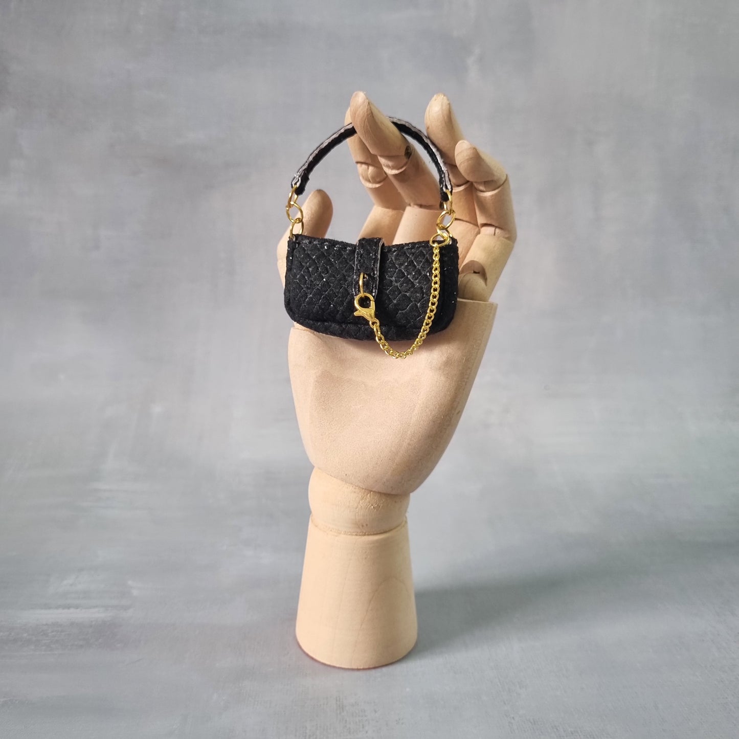 Black handbag For Barbie, Blythe , 1/6 Bjd doll