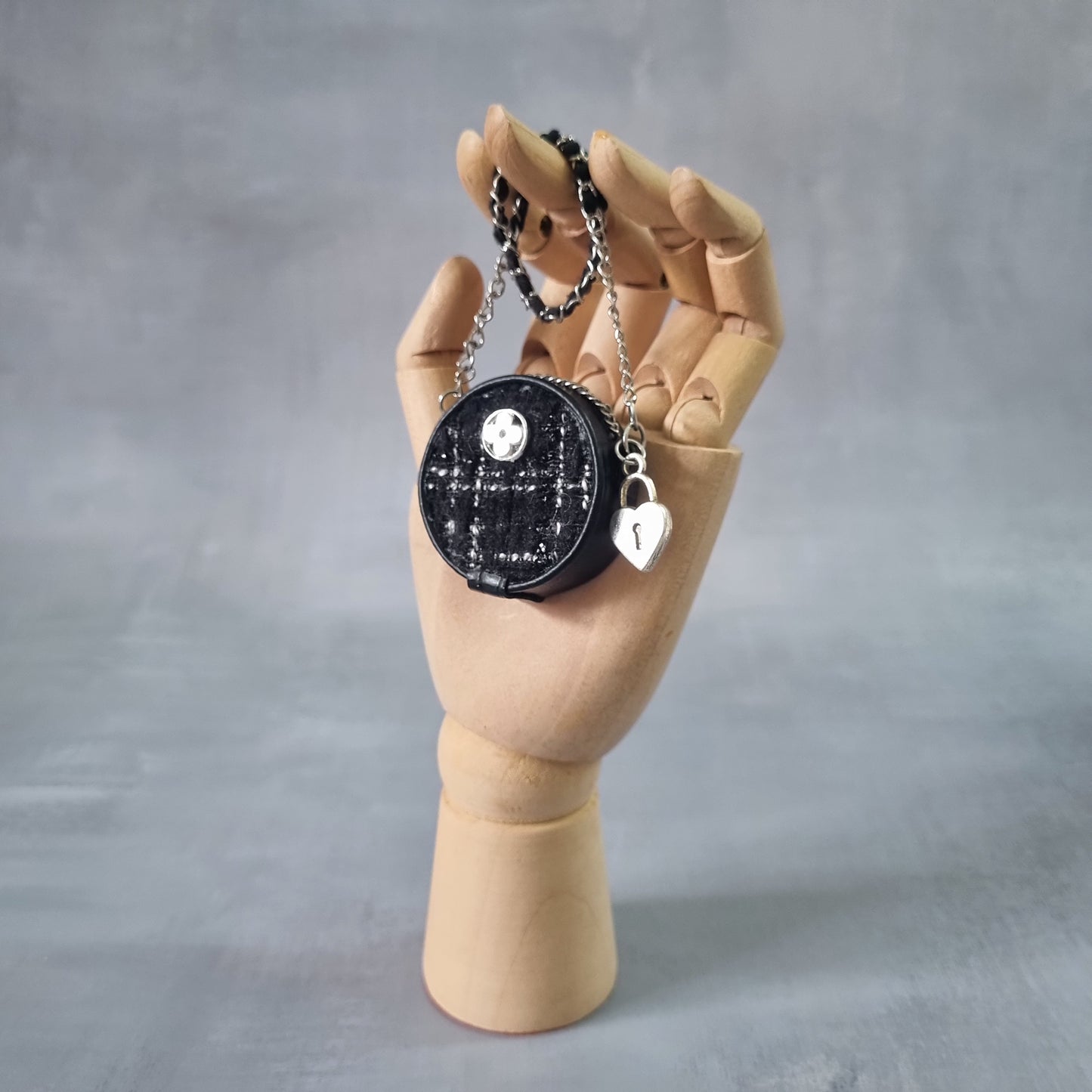 Round bag For Barbie, Blythe , 1/6 Bjd doll