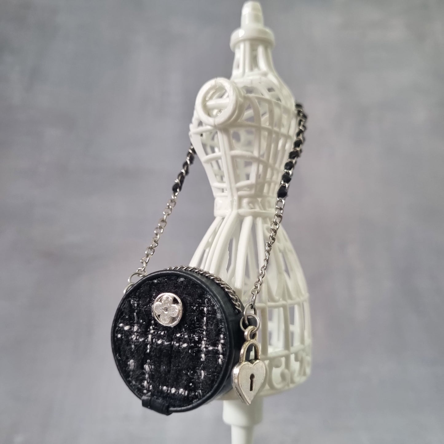 Round bag For Barbie, Blythe , 1/6 Bjd doll