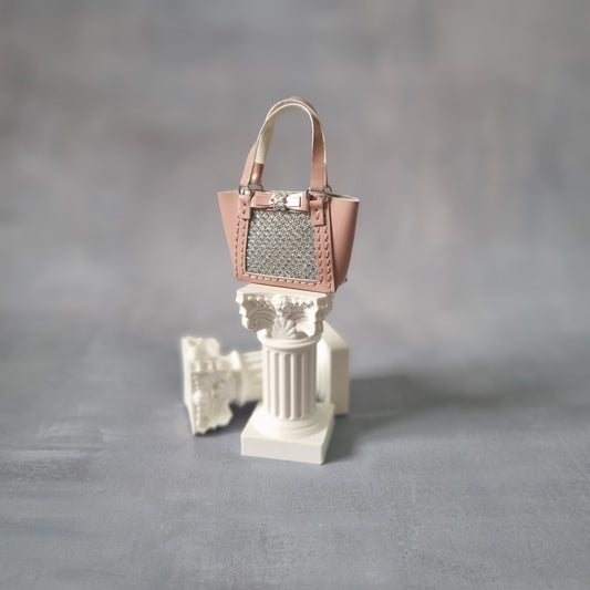 Pink handbag For Barbie, Blythe , 1/6 Bjd doll