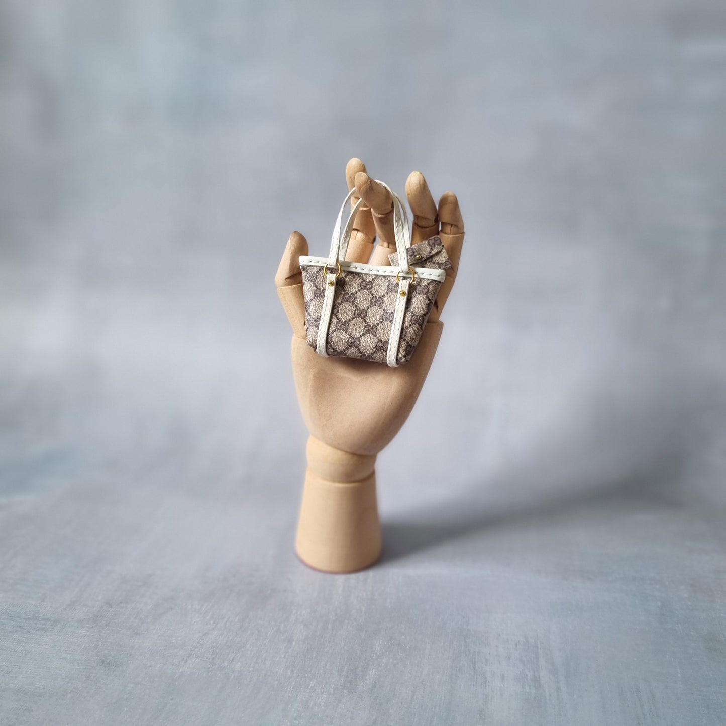 Handbag and Wallet For Barbie, Blythe , 1/6 Bjd doll with logo