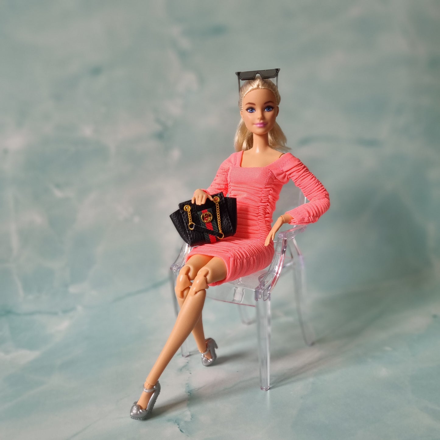 Black Handbag and dress for barbie, 1:6 doll
