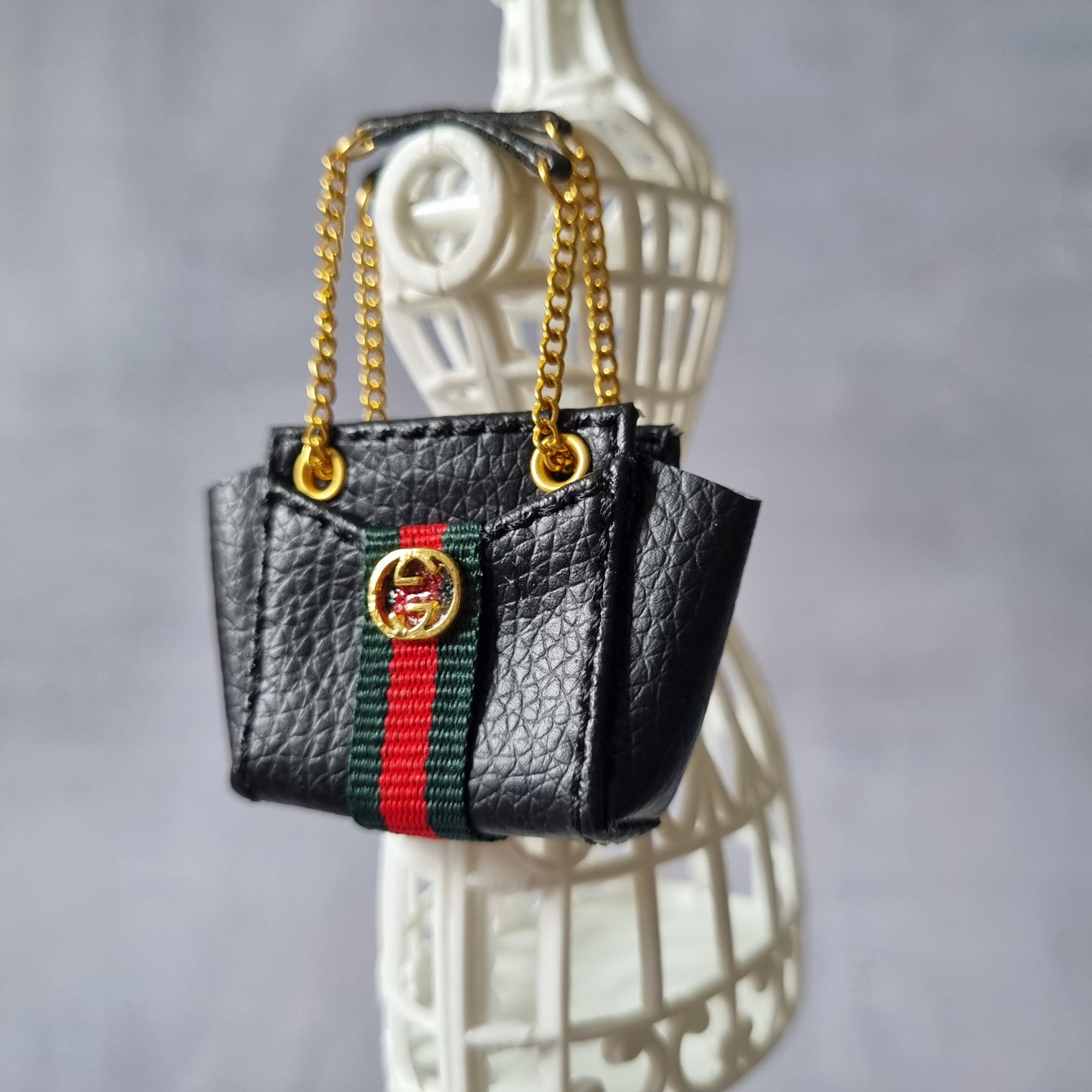 Black Handbag and dress for barbie, 1:6 doll