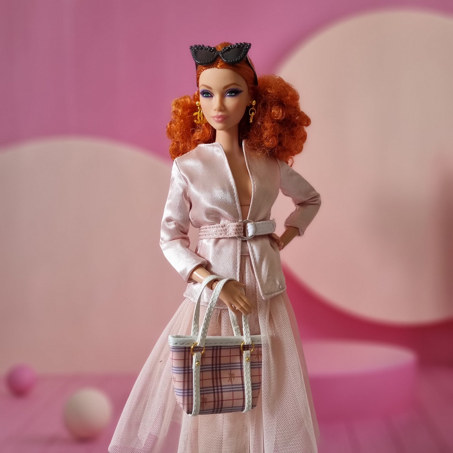 Blazer and white skirt for Barbie.