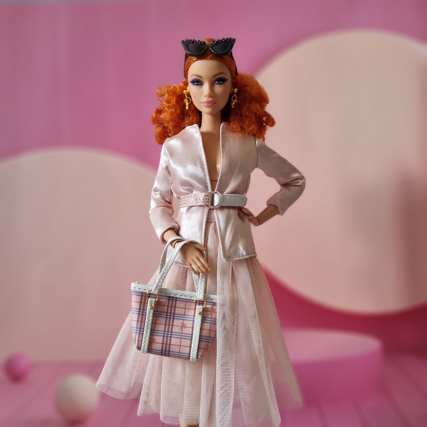 Blazer and white skirt for Barbie.