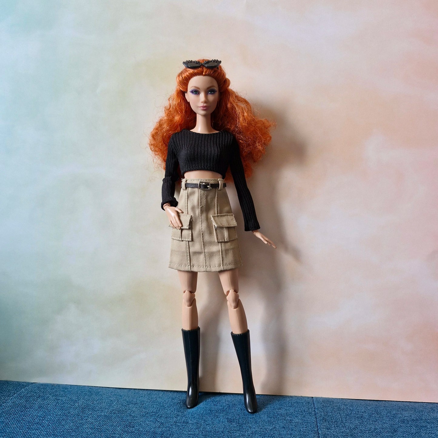 Black croptop and khaki skirt for barbie