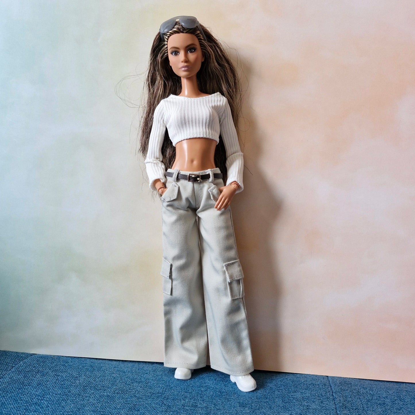 White top and khaki pants with belt for Barbie doll , 12 inch doll