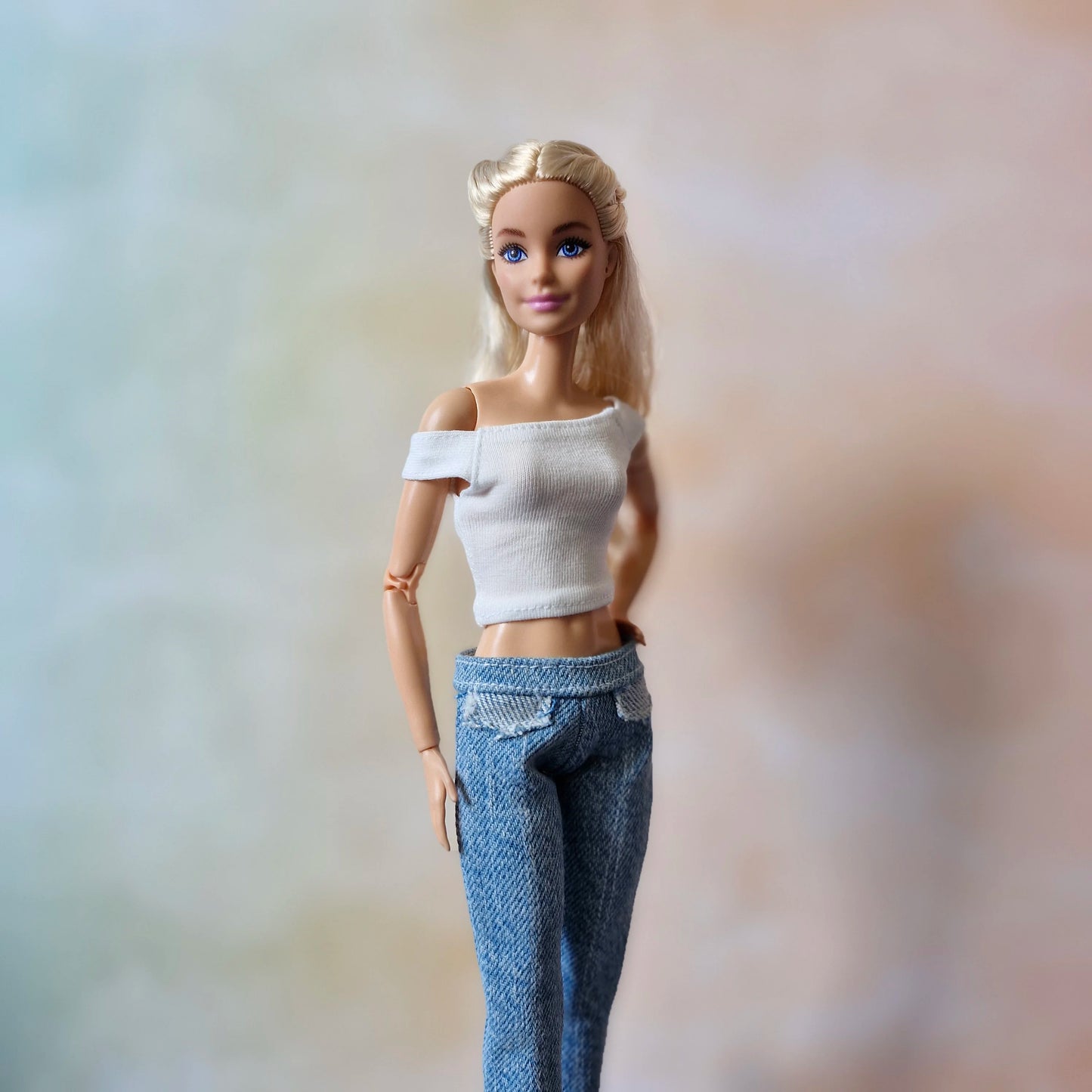 Off shoulder top and jeans for Barbie