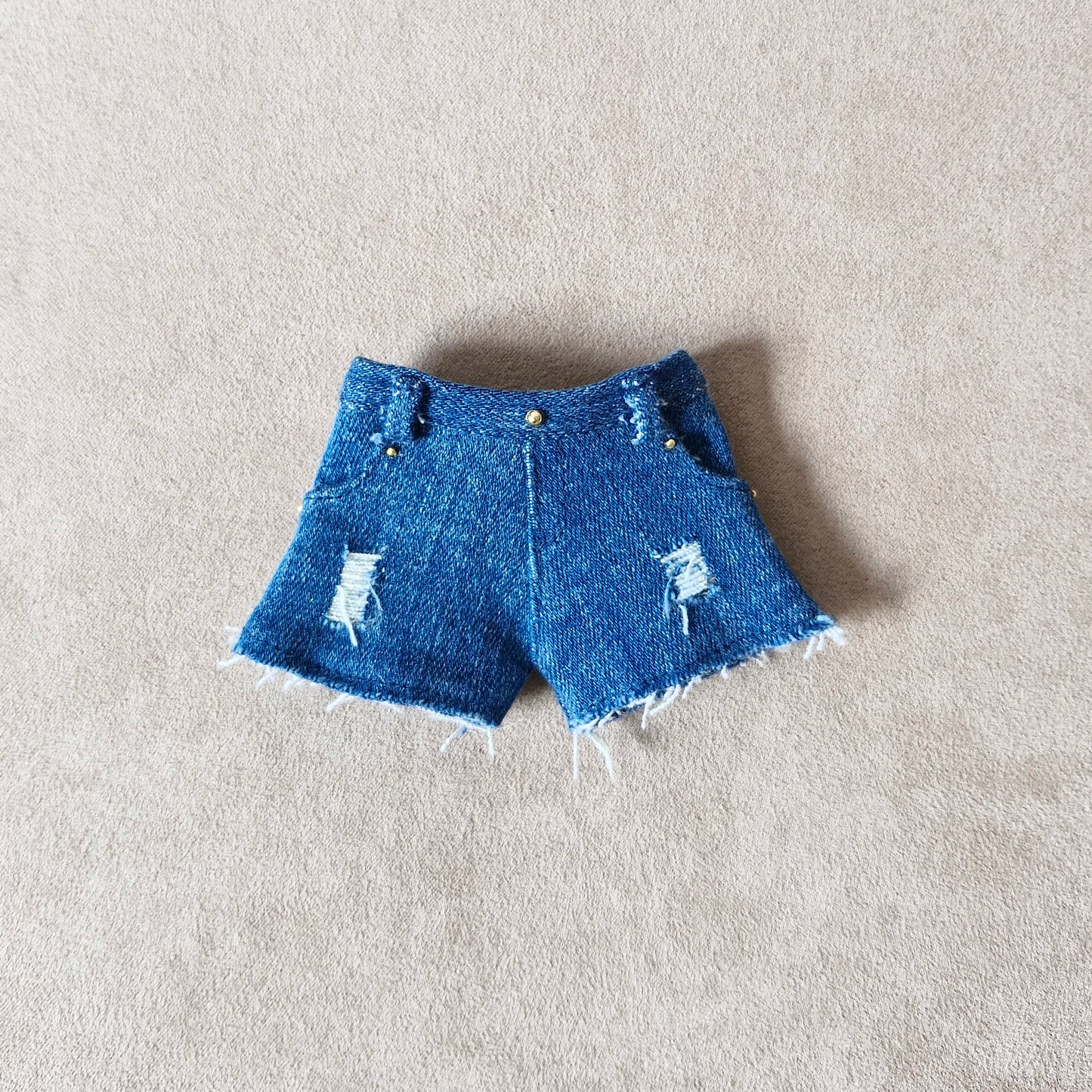 Black top and short jean outfit for Barbie Curvy