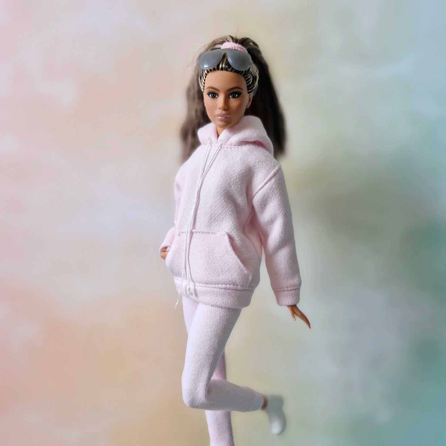 Hoodie dress and pink tracksuit for Barbie doll
