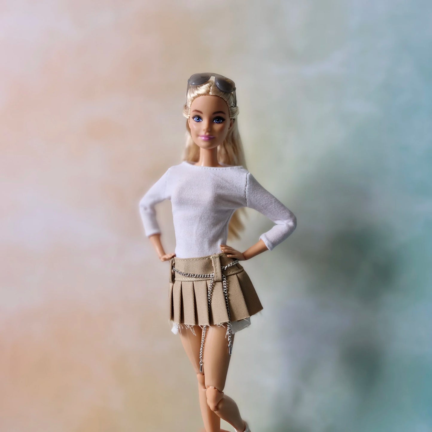 Outfit Croptop and pleated mini skirts for Barbie doll