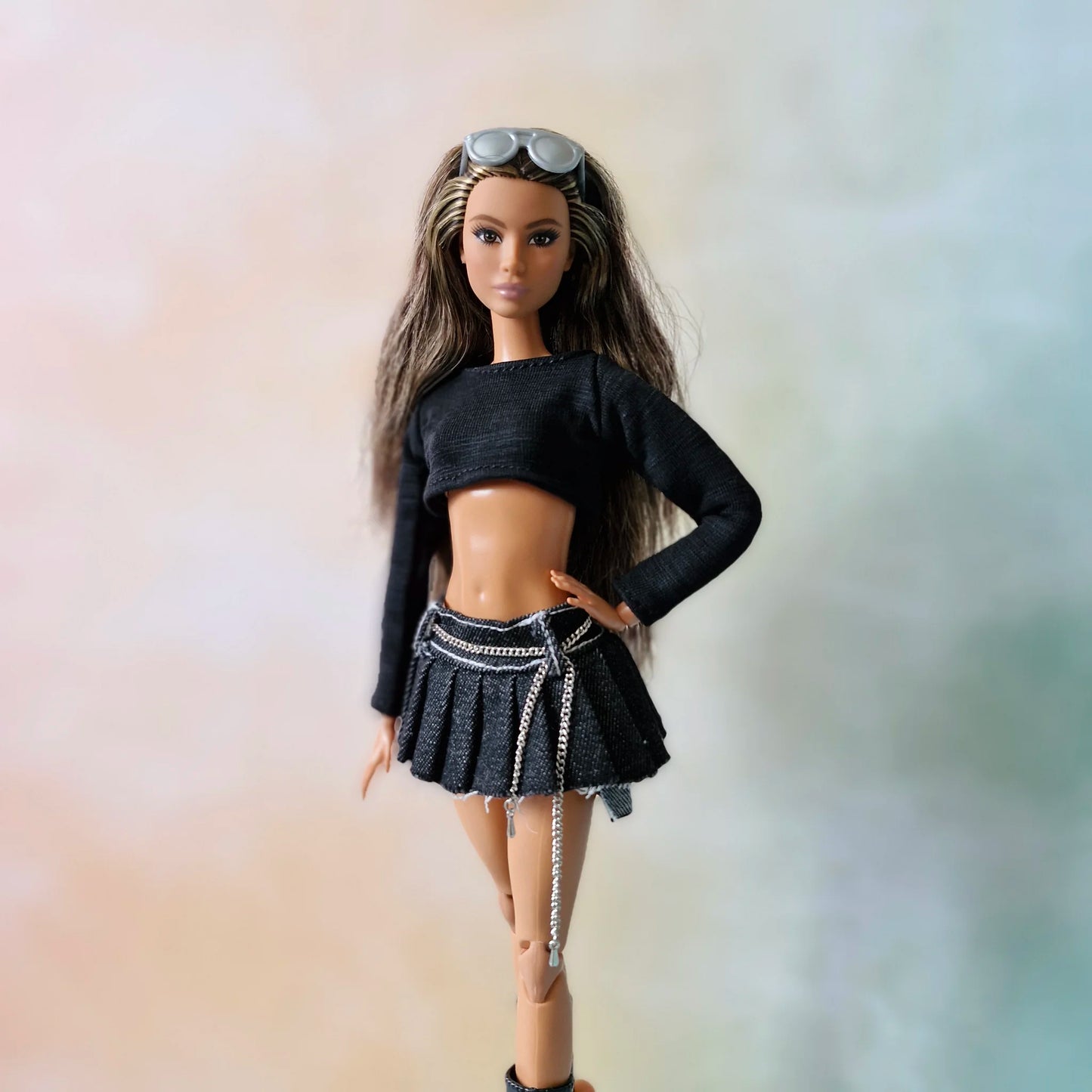 Outfit Croptop and pleated mini skirts for Barbie doll