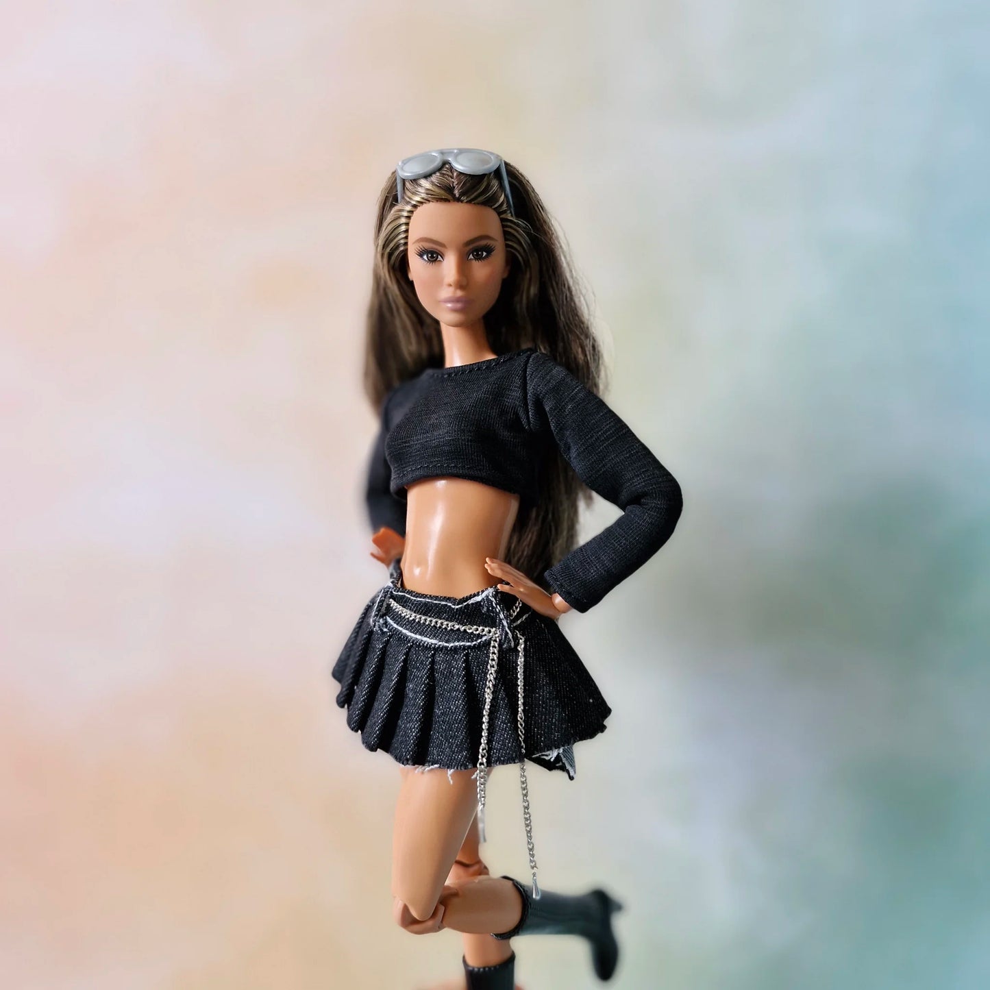 Outfit Croptop and pleated mini skirts for Barbie doll