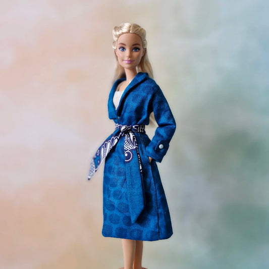 Outfit Long blue trench coat and white lace dress for Barbie doll