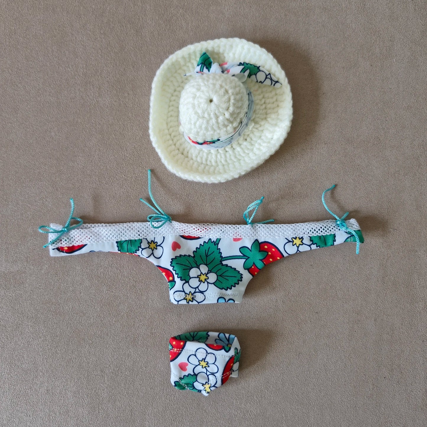 Strawberry and floral print outfit sets for Barbie doll , 11.5 inch doll