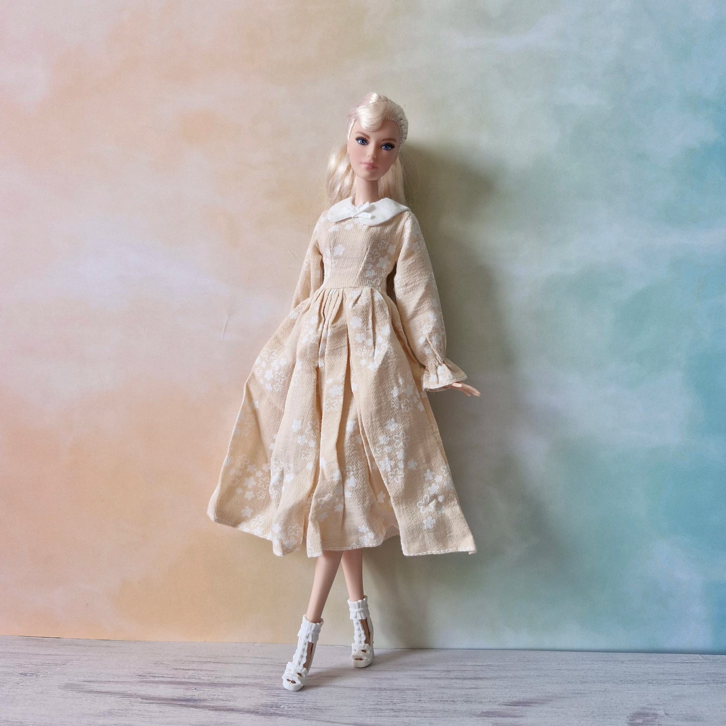 Barbie Vintage-Inspired Beige Floral Print Dress with Peter Pan Collar