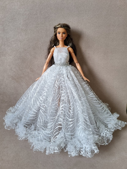 White princess dress for Barbie