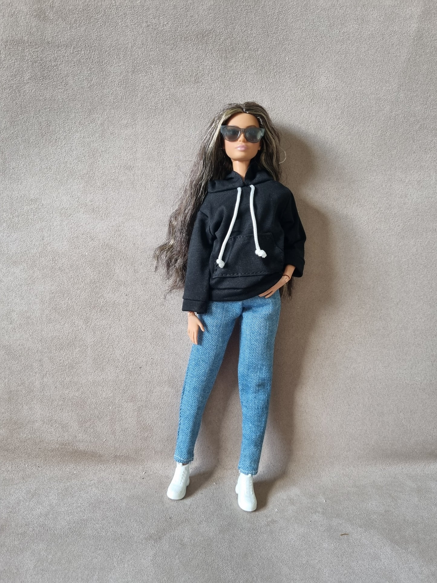 Black Hoodie and jean for Barbie