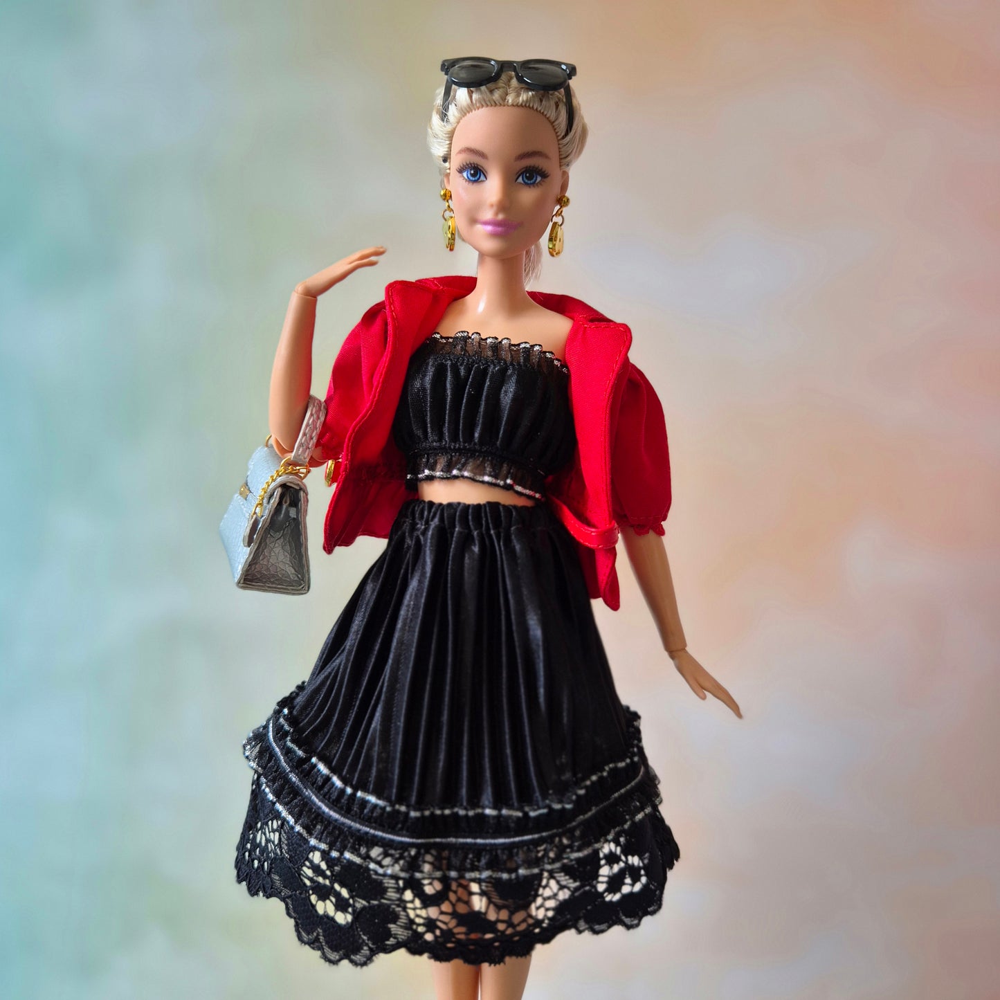 Skirt for Barbie doll