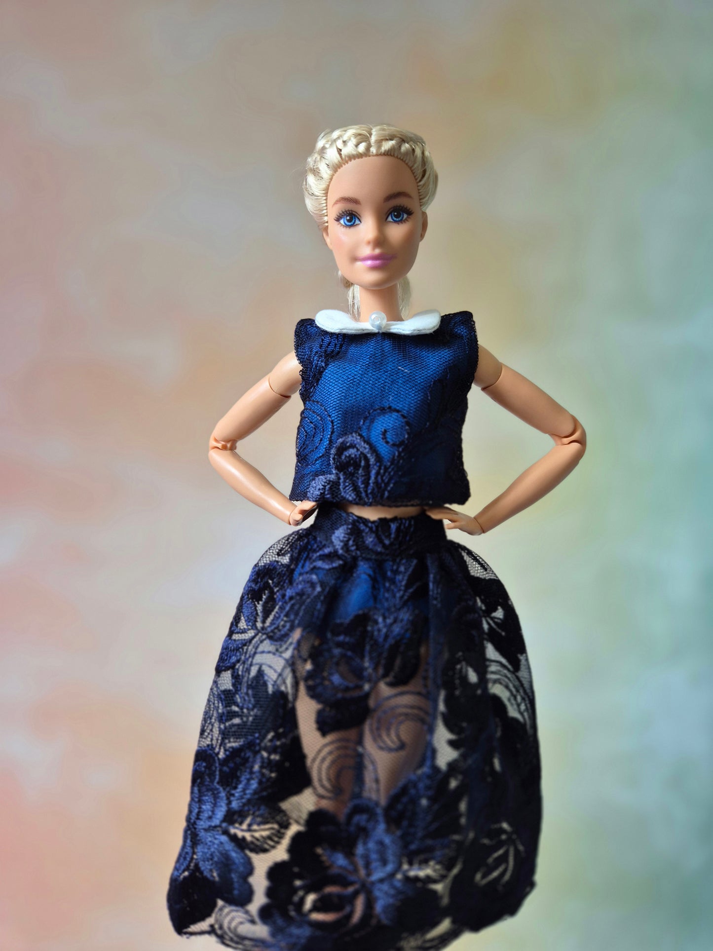 Skirt for Barbie doll