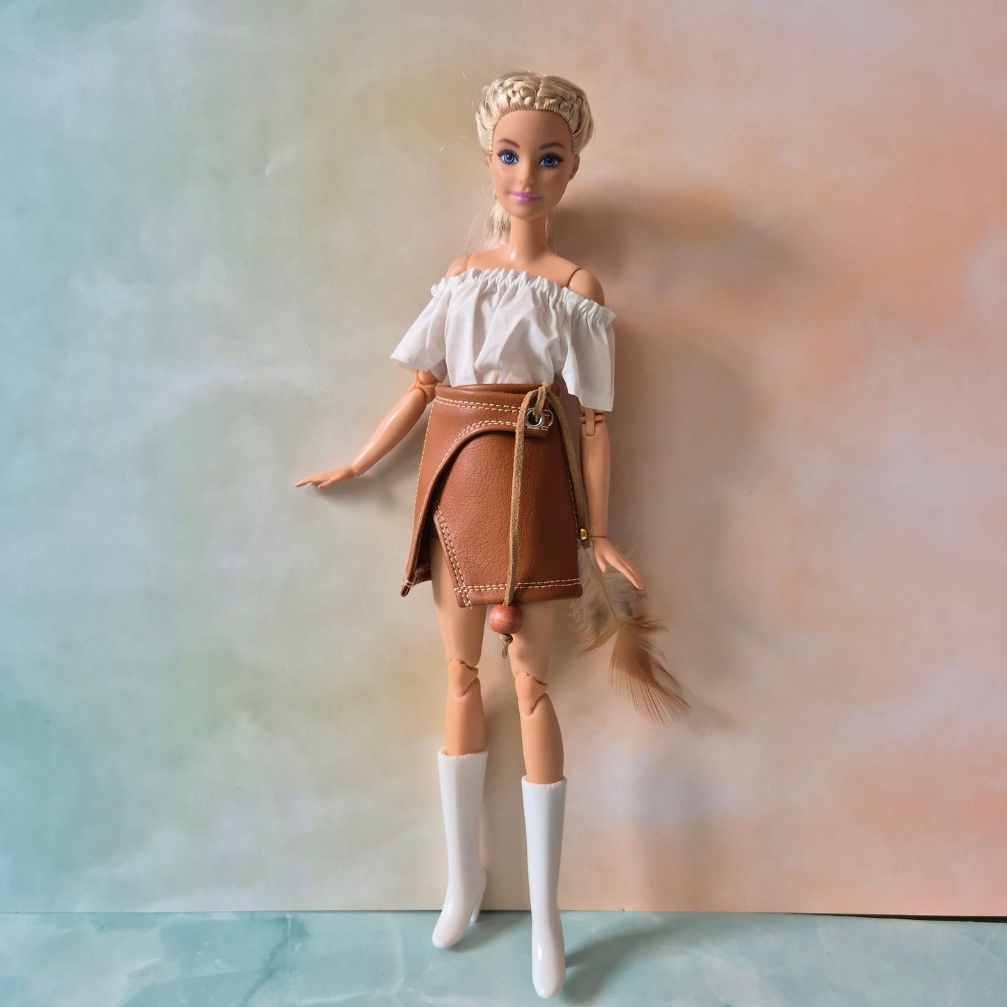 Skirt for Barbie doll