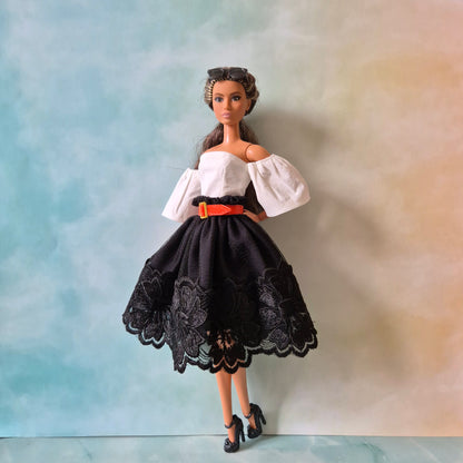 Skirt for Barbie doll