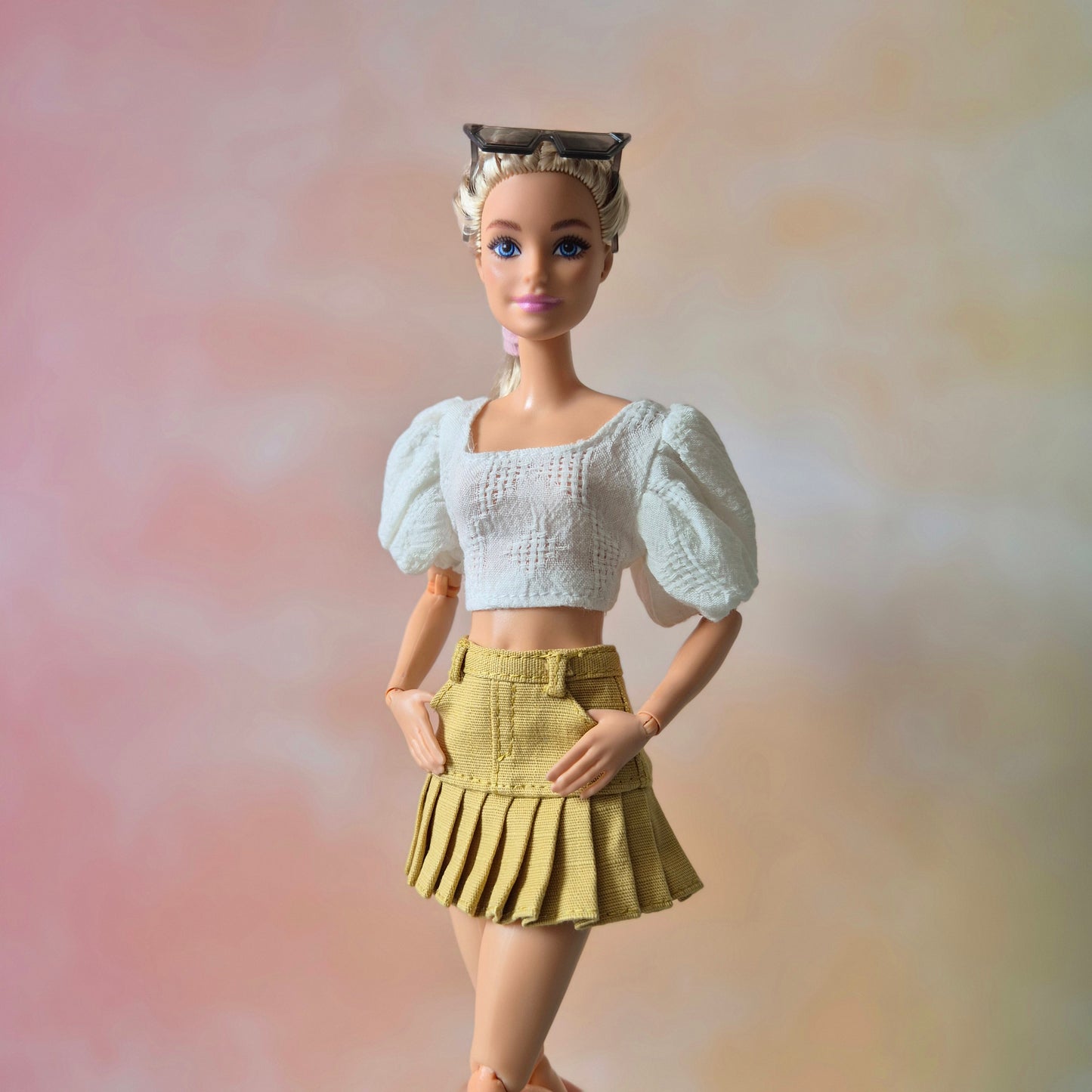 Skirt for Barbie doll