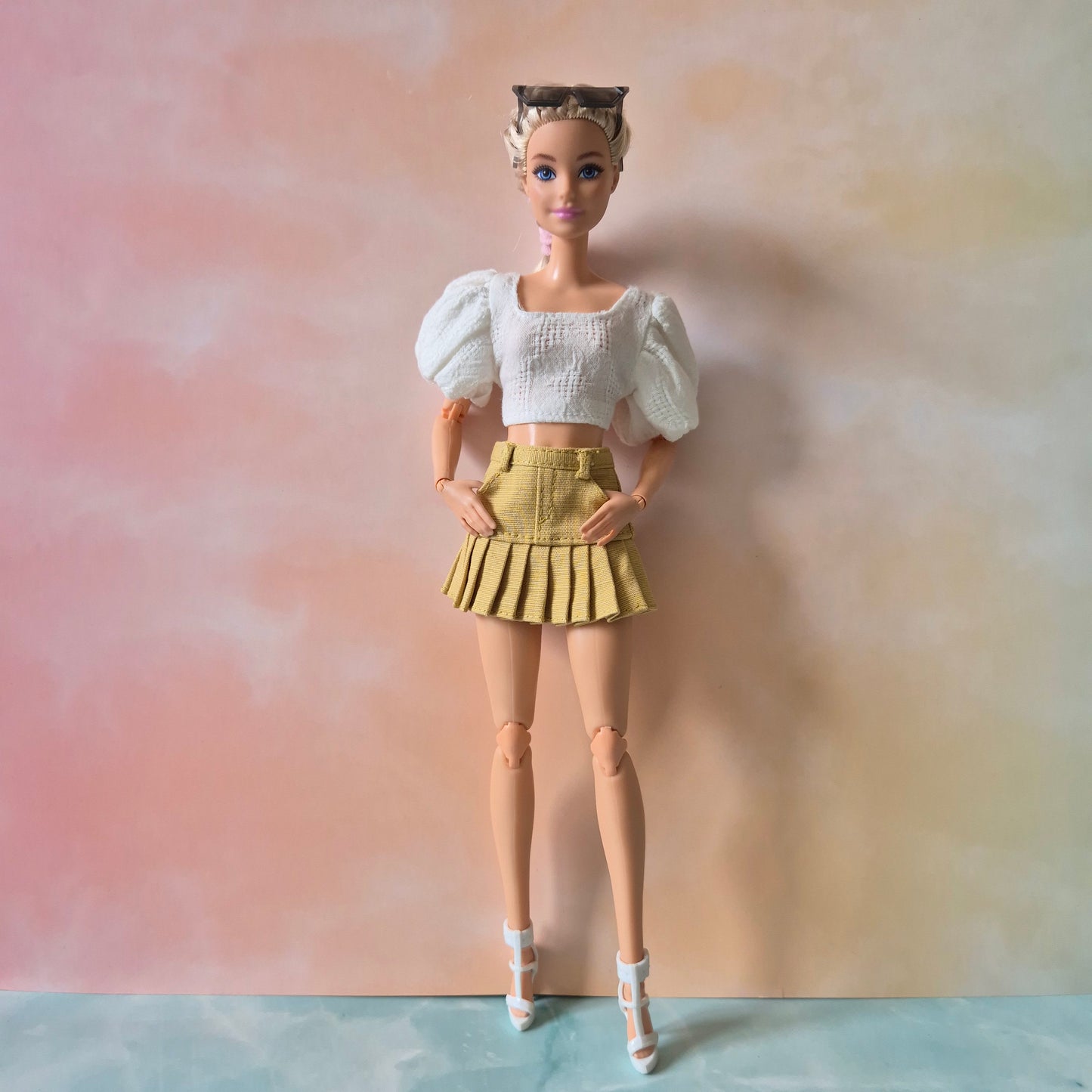 Skirt for Barbie doll