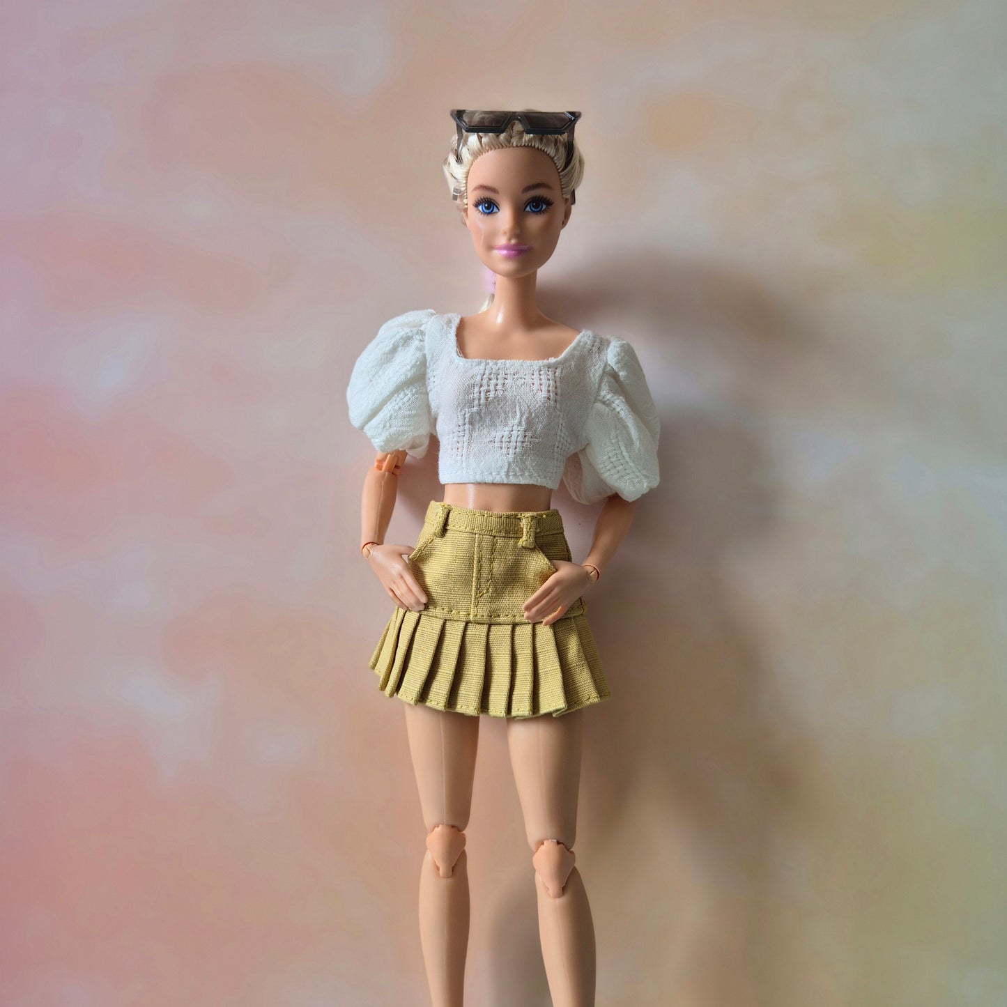 Skirt for Barbie doll