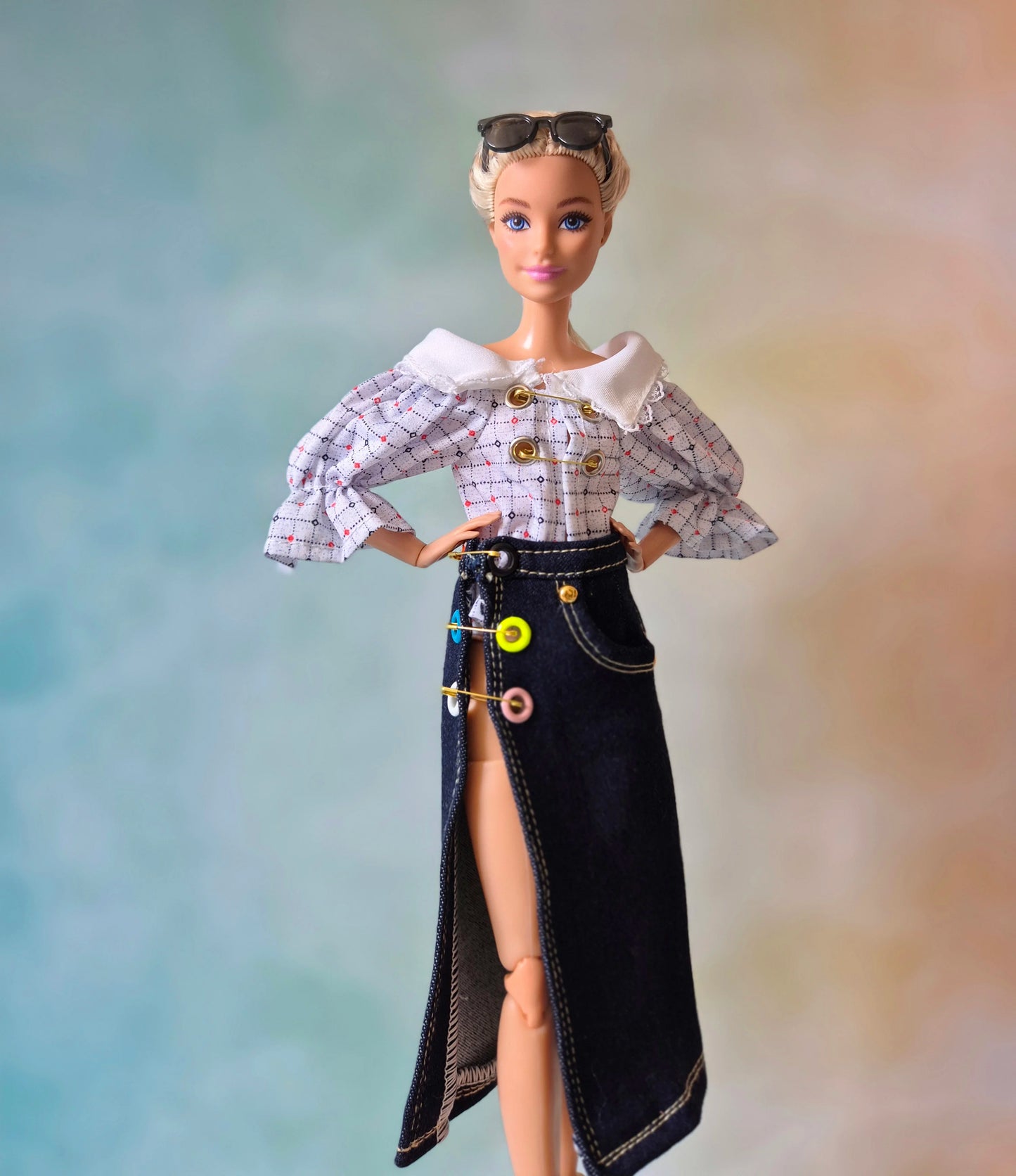 Top and skirt for barbie doll