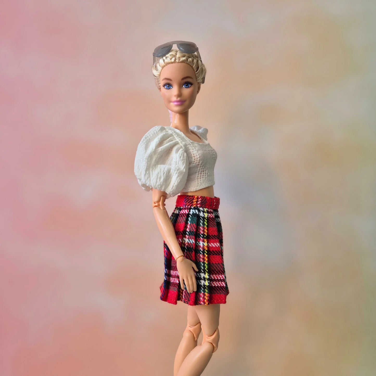 Barbie wear white top and skirt