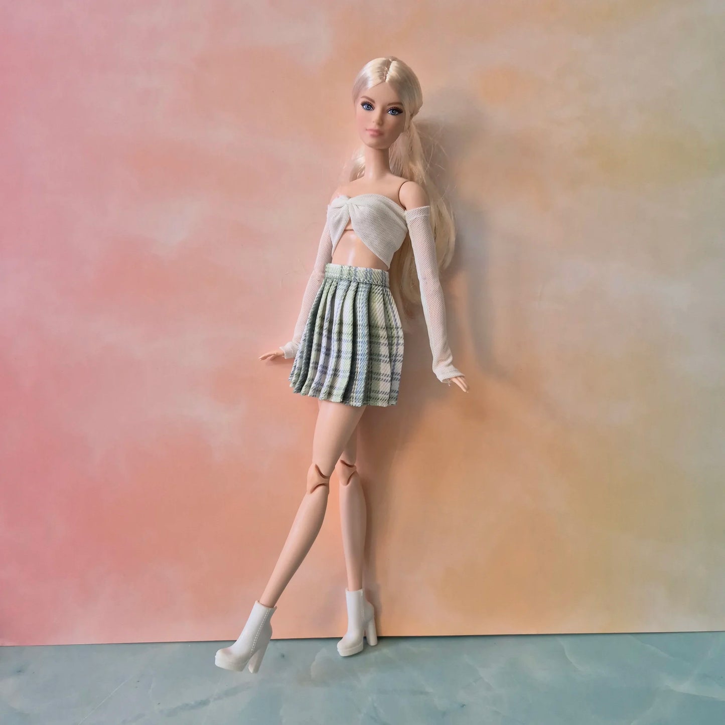 Outfit white top and Plate Skirt for Barbie