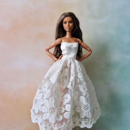 White strapless lace dress for Barbie doll – Huonghandmadedoll