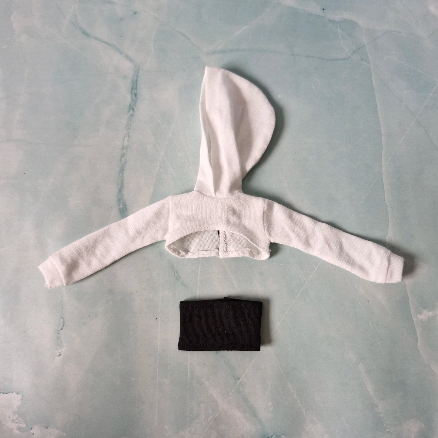 Barbie Curvy Hoodie Set – White Crop Hoodie, Black Tube Top & Jeans