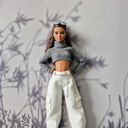 barbie-streetwear-gray-top-white-pants