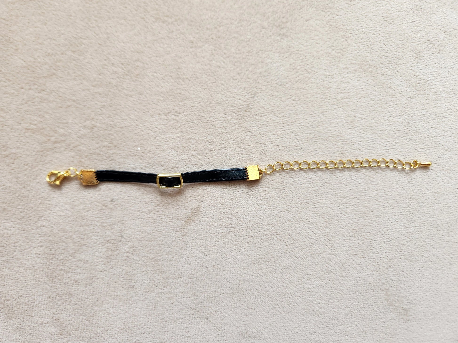 black belt for barbie doll with gold buckle and gold chain
