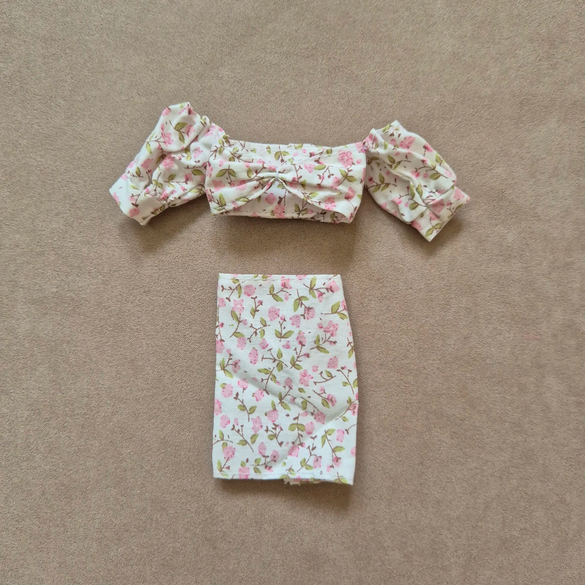 crop top and skirt sets